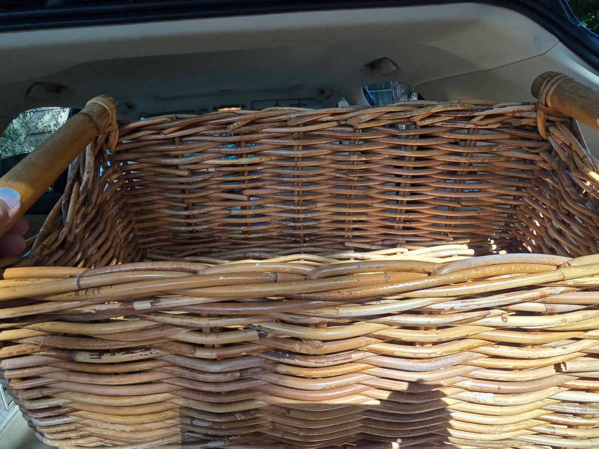Wicker basket wood handles