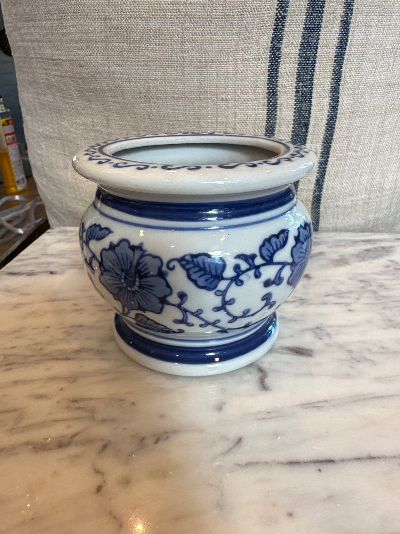 Small blue and white Chinoiserie planter