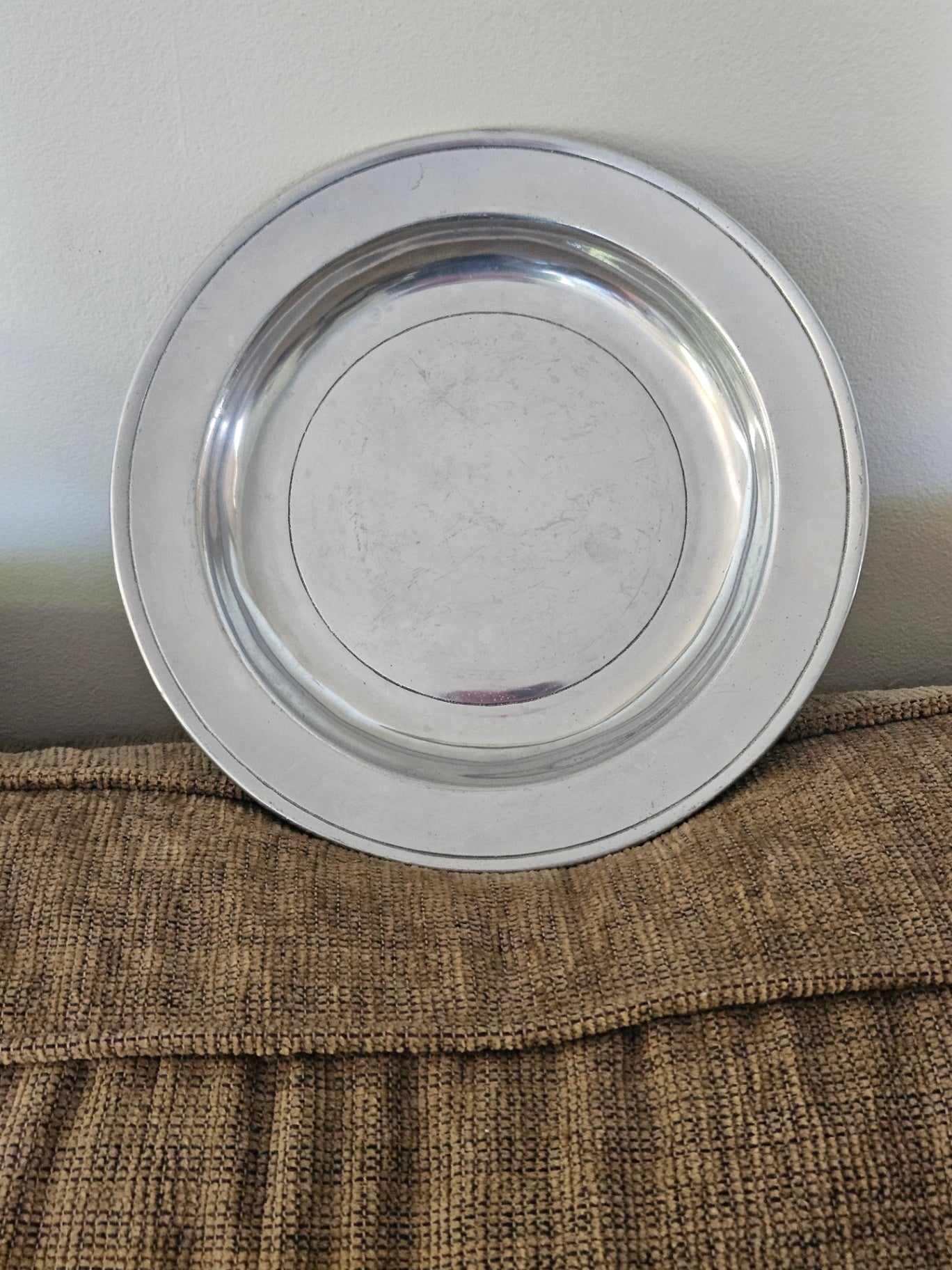 Vint Armital plate 9 in D