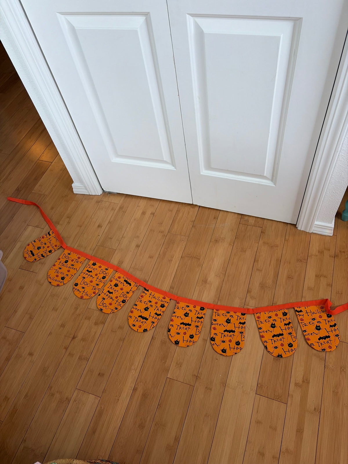 Scallop Halloween Bunting