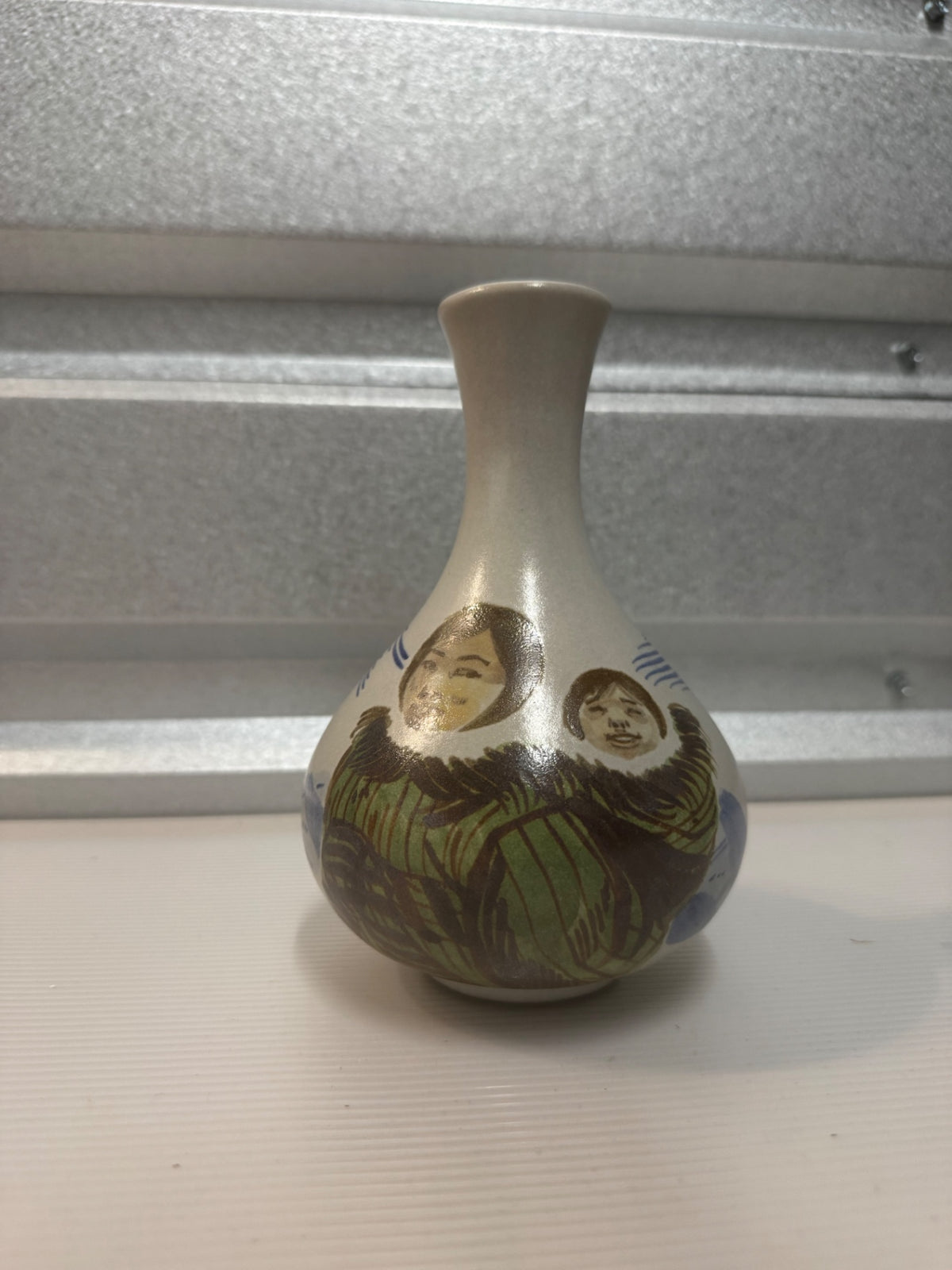 Eskimo pottery vase