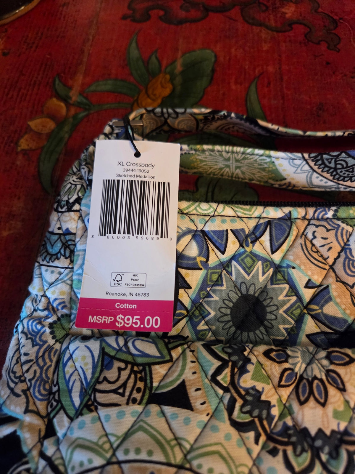 Vera Bradley crossbody medallion purse