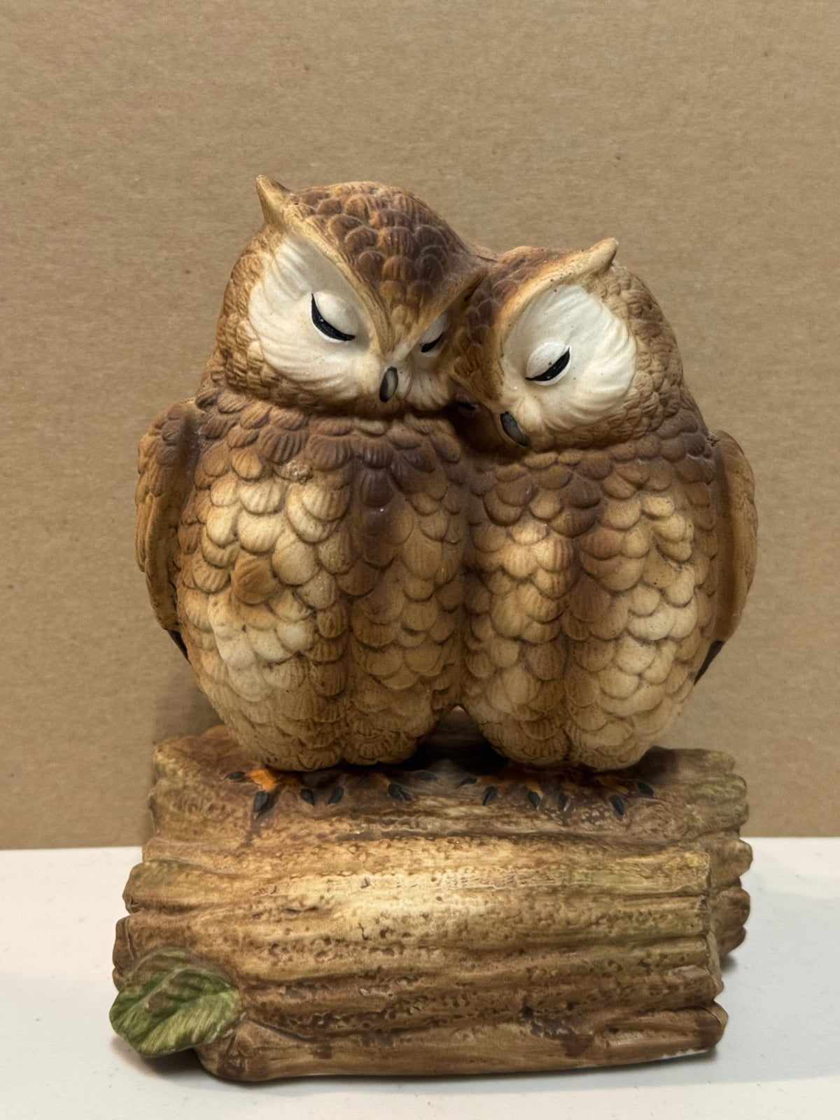 Owl pair on log trio MCM Japan