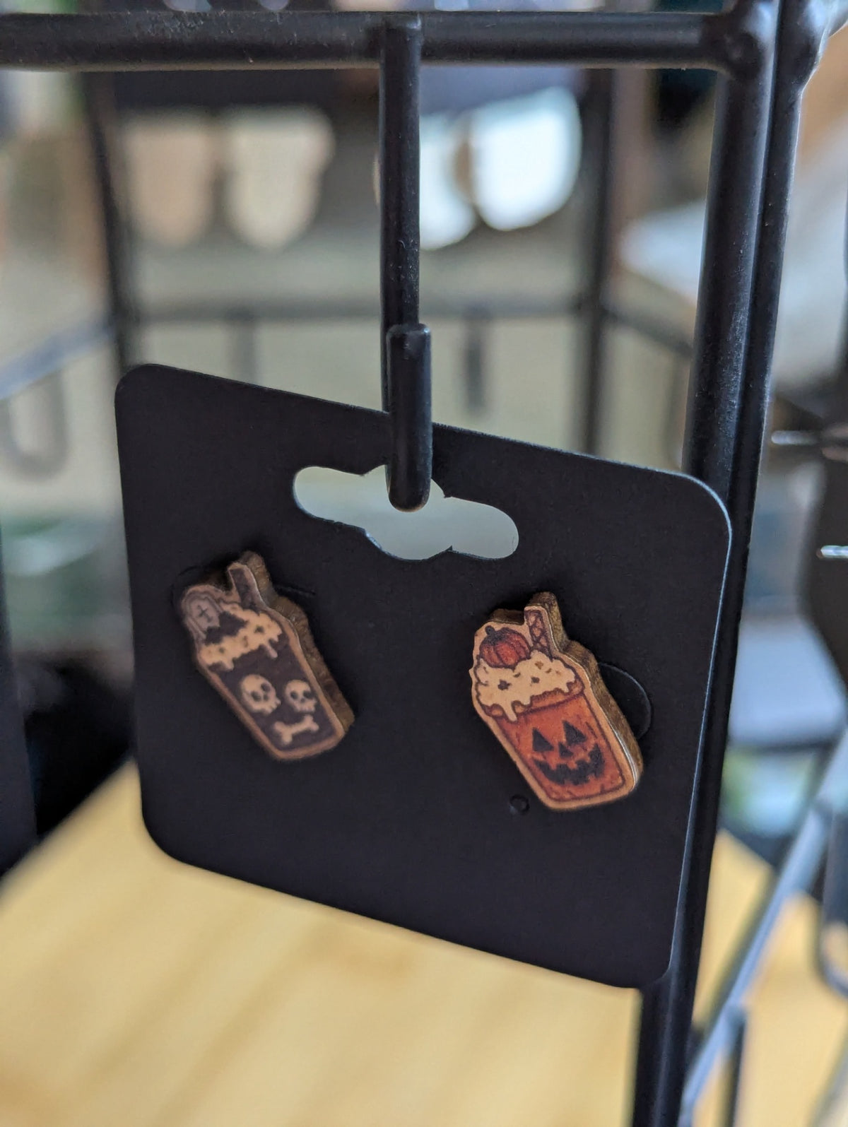 Skull and Pumpkin wooden earrings mini