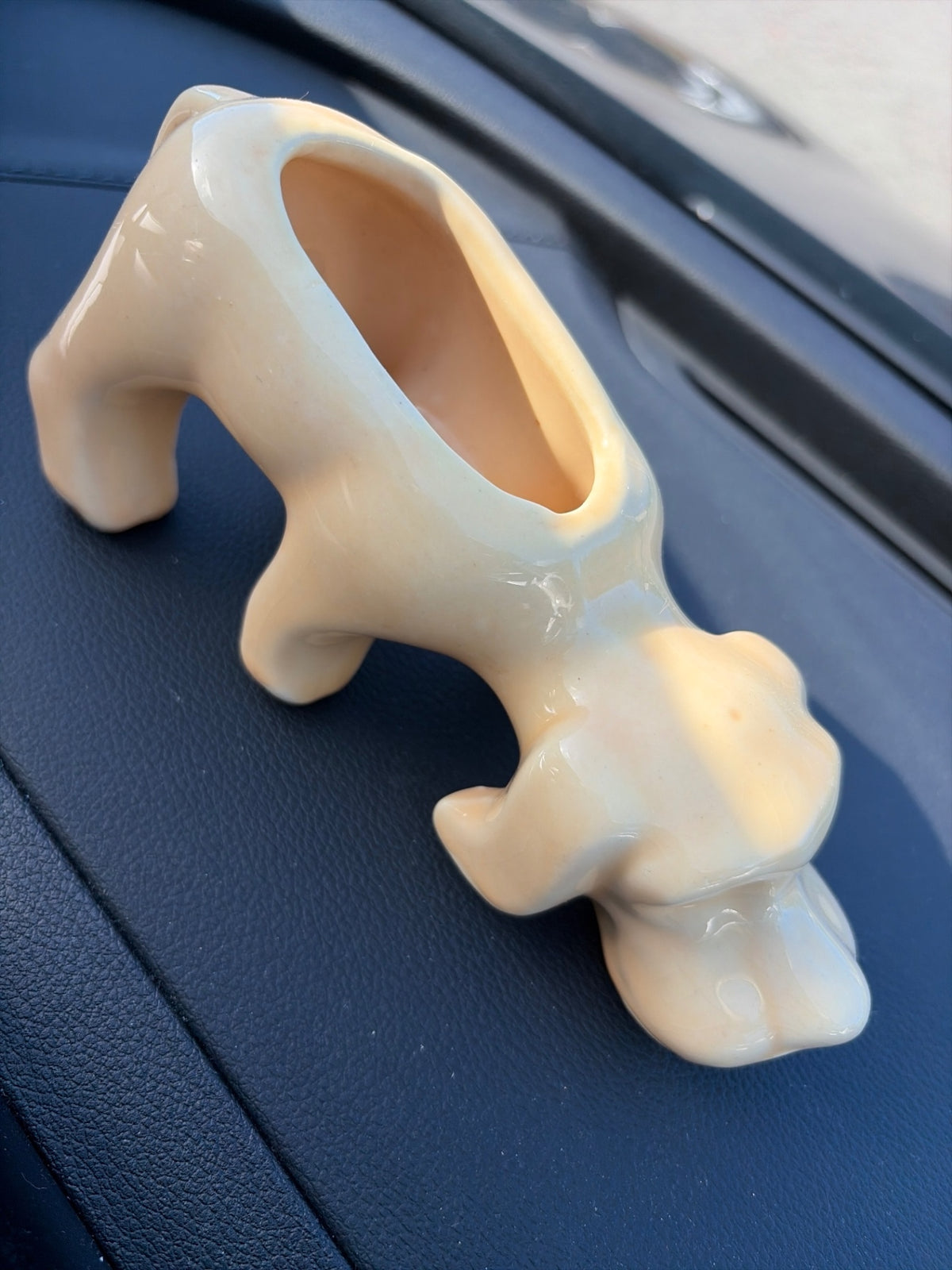 Vintage Sniffing Hound dog