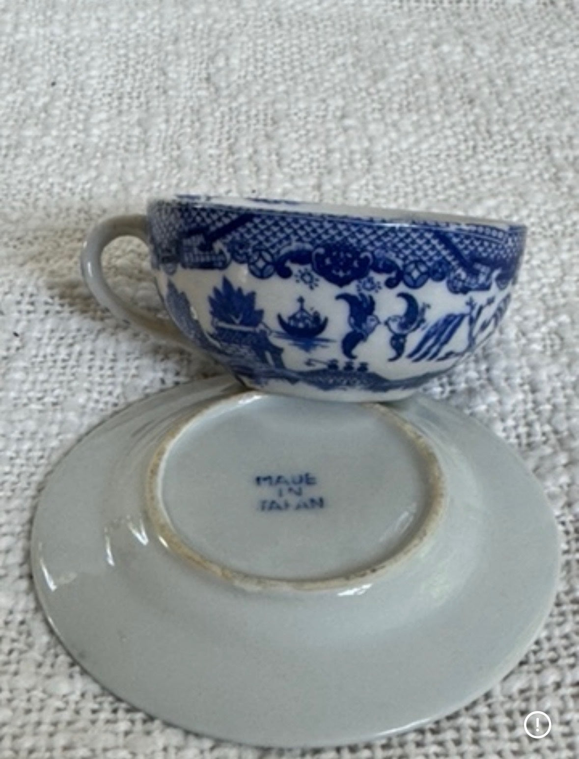 Blue willow child size teacup & saucer