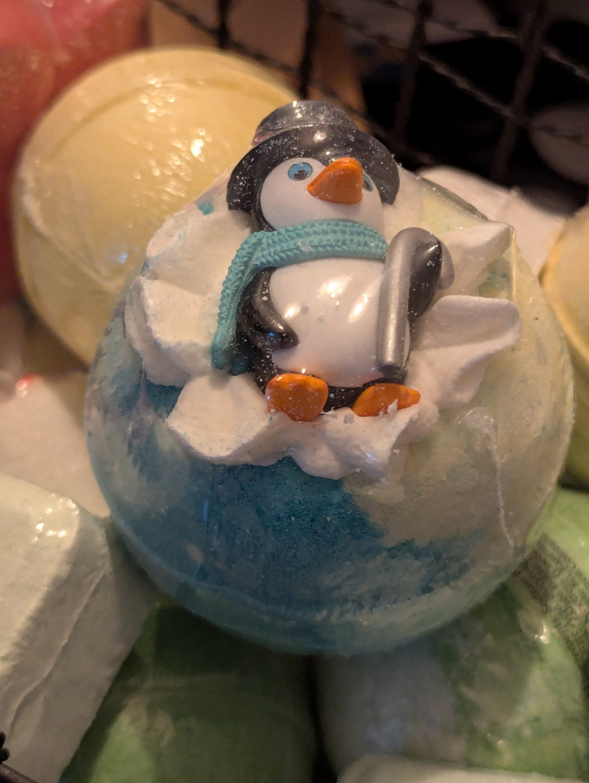 Penguin Bath bomb