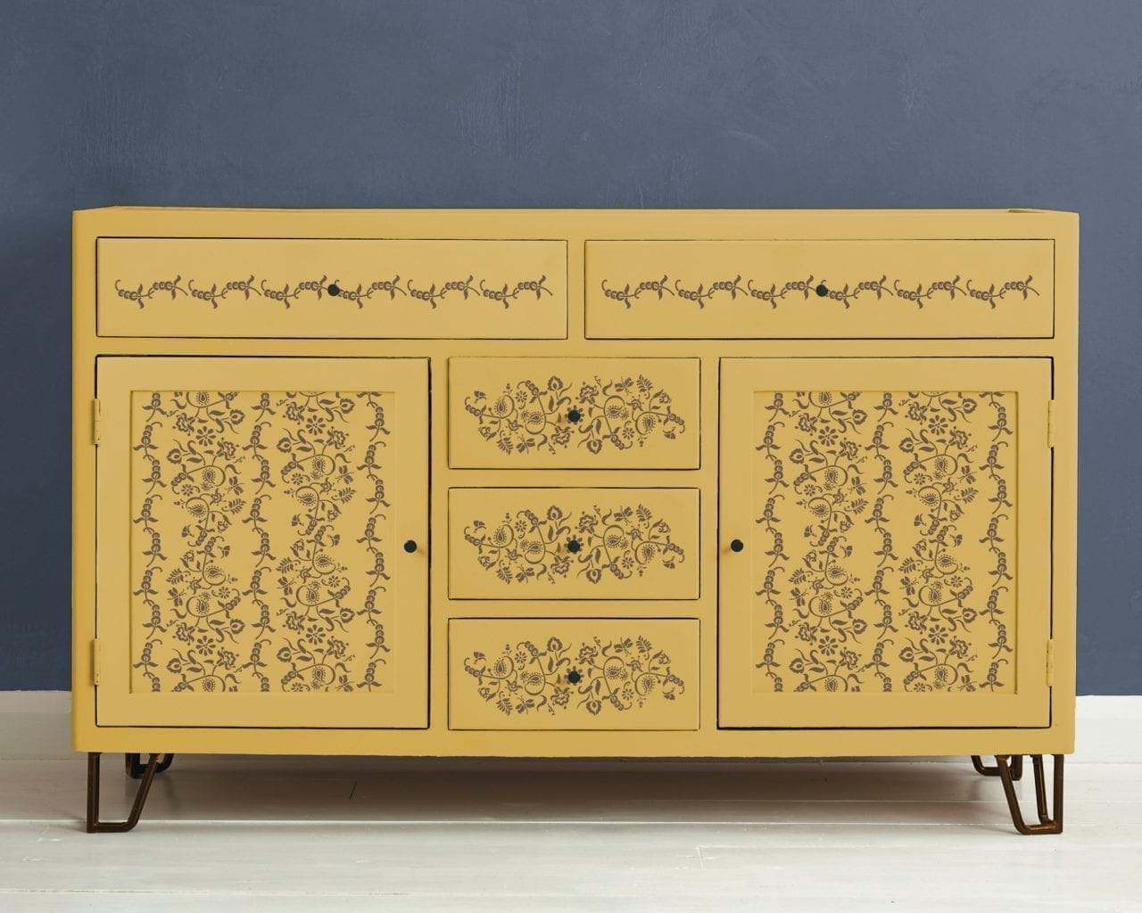 Annie Sloan Paisley Floral Garland Stencil