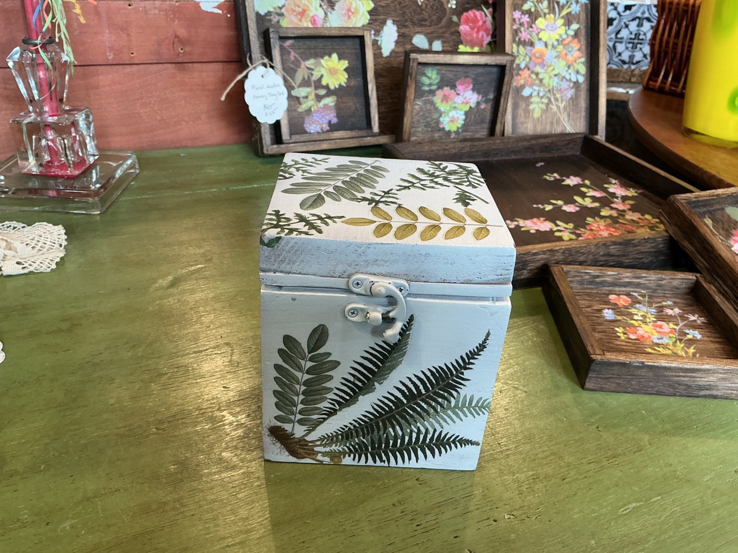  Wood Box small white and green 