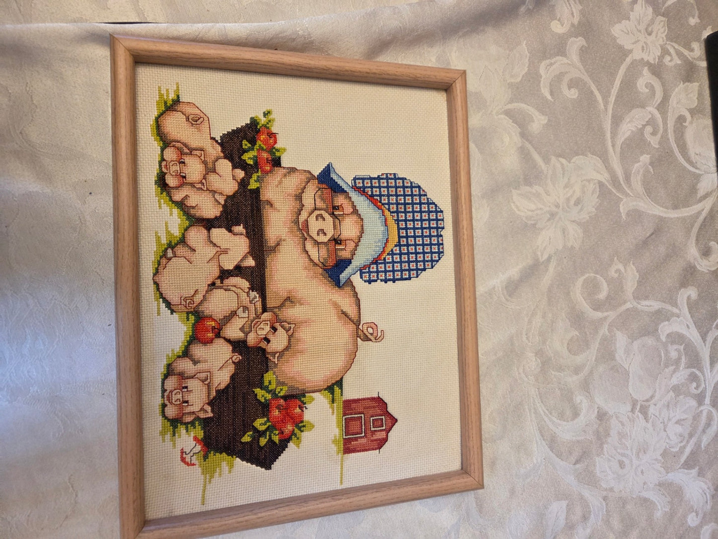 Pigs cross-stitch