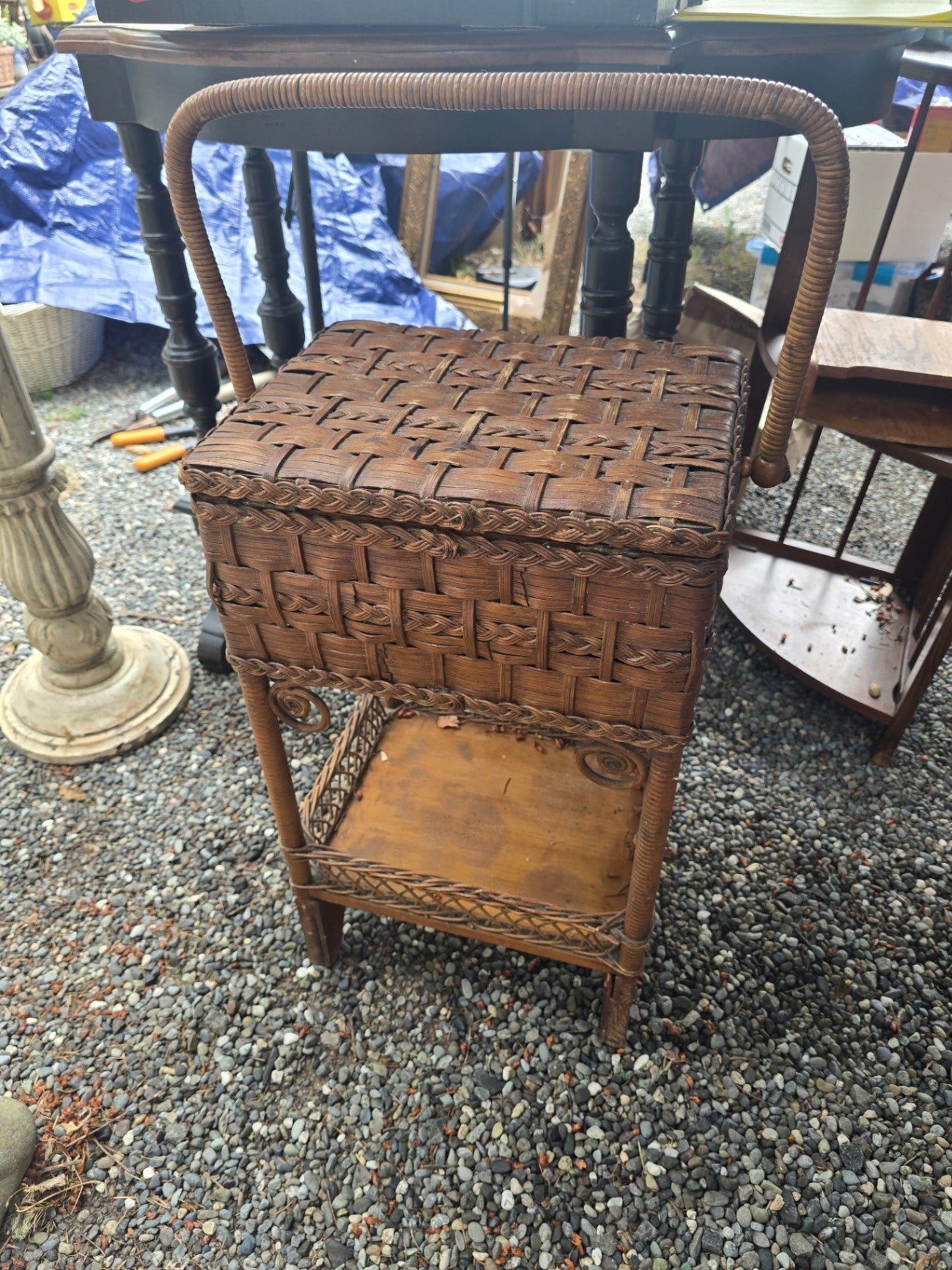 Sewing baskets