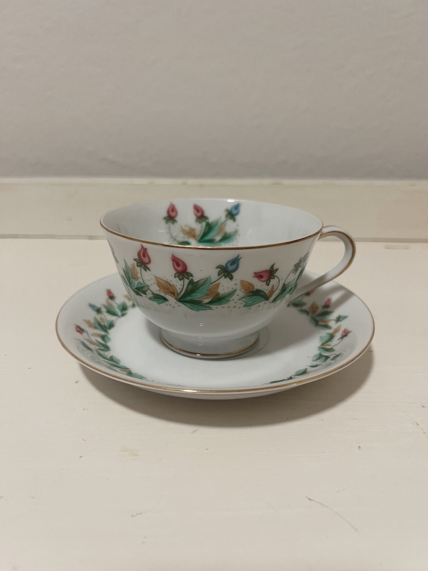 Vintage Aladdin Hollandia Pattern Teacup and Saucer
