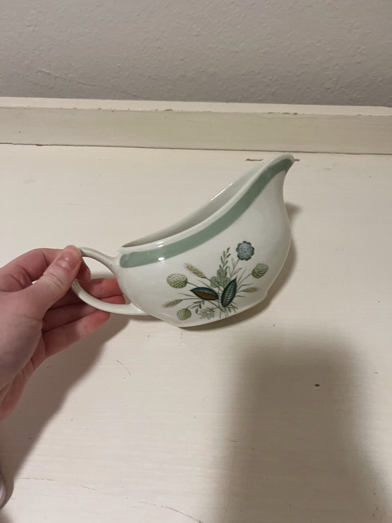 Vintage Wood & Sons England Clovelly Gravy Boat 