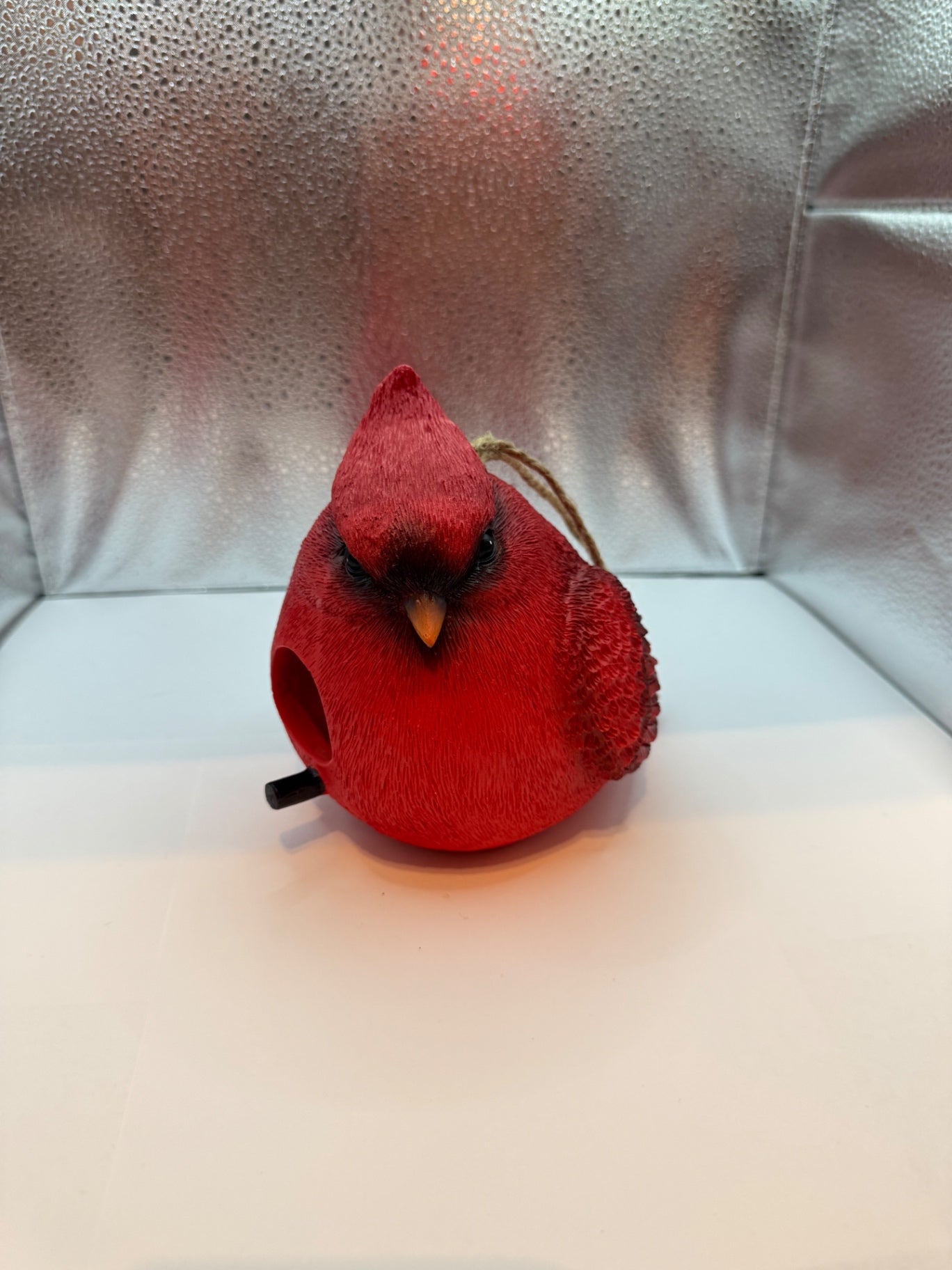 Cardinal Birdhouse