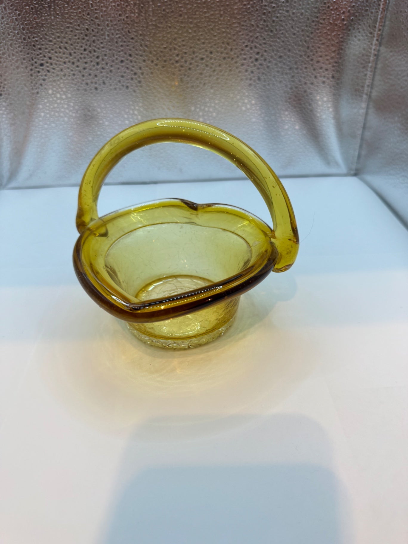 Crackle glass basket