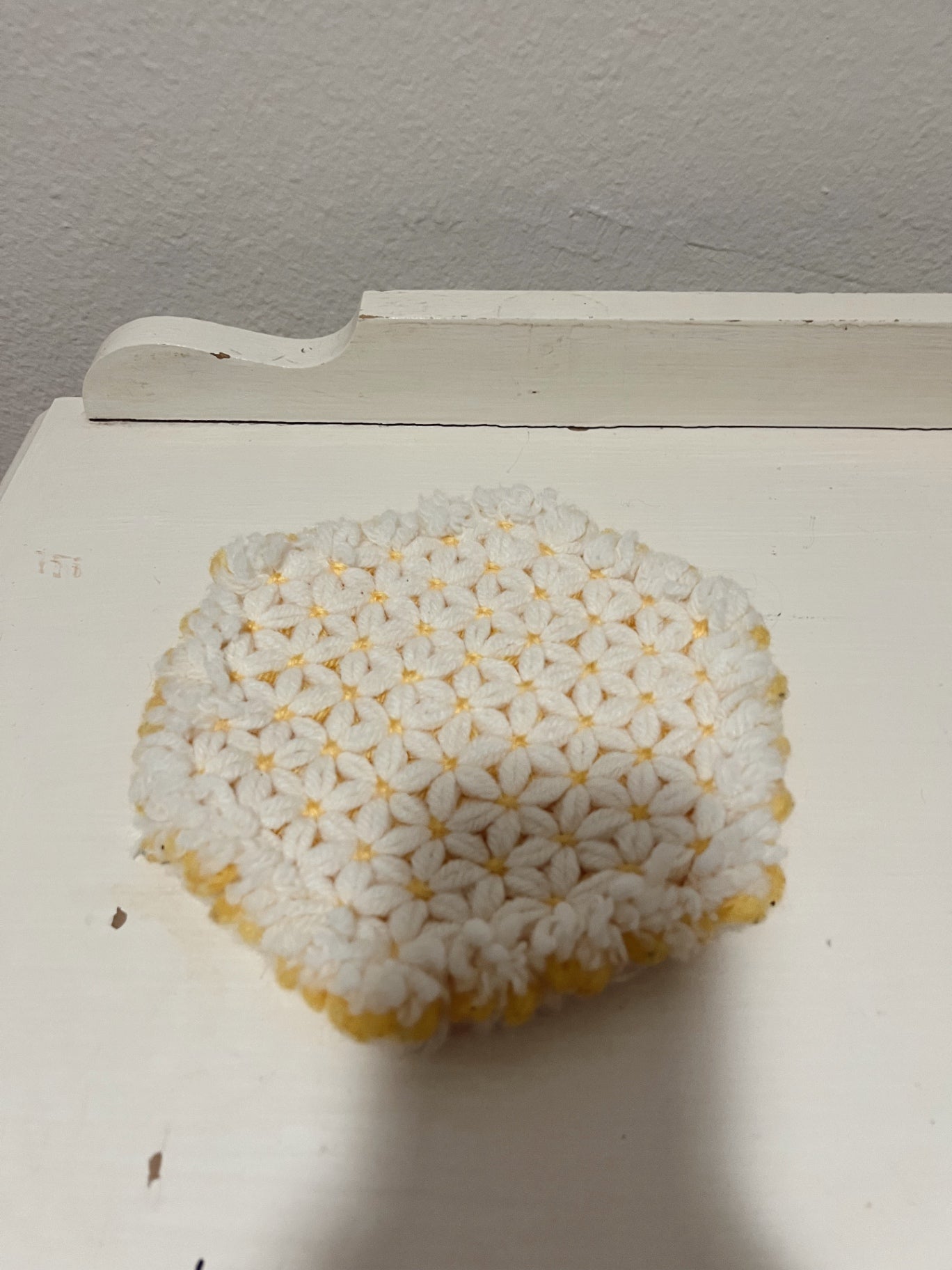 Fluffy Yellow and White Floral Decorative Hotpad