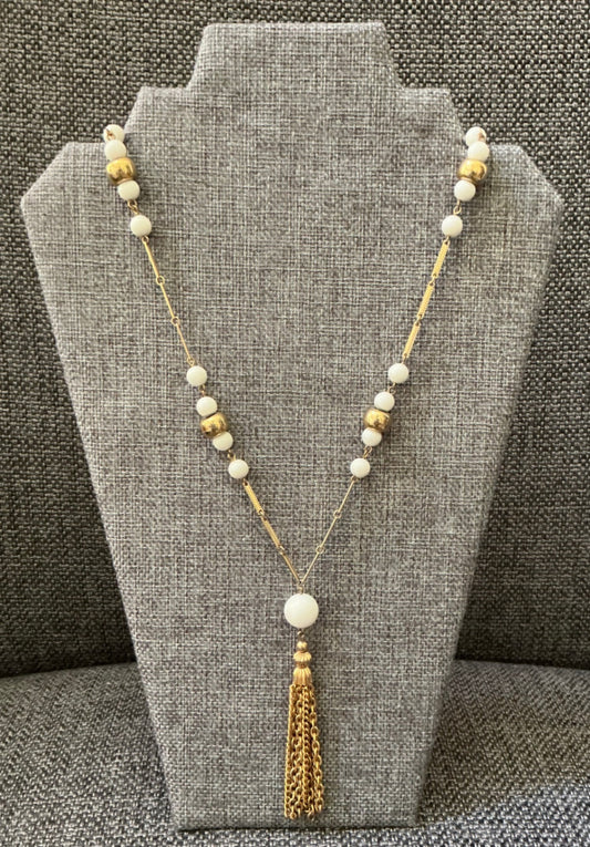 VTG TASSEL NECKLACE 