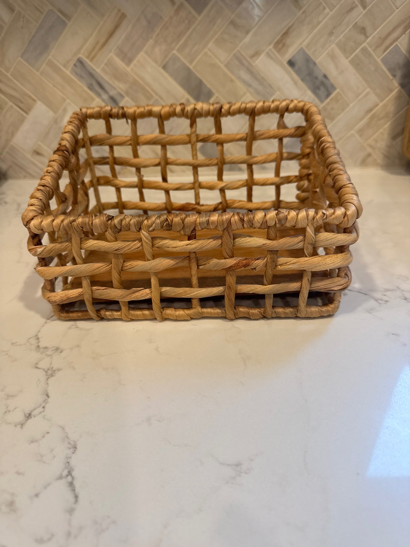 Basket w/Wood Bottom