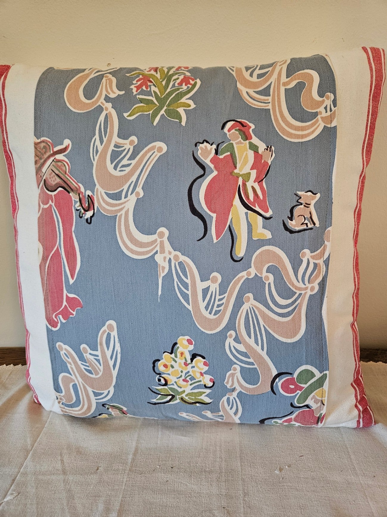 Vintage floral print pillow 34x34 approx