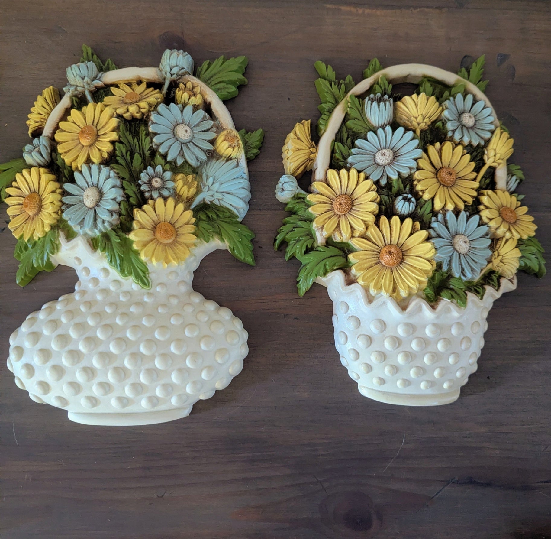 Vtg.  Burwood daisies Wall Hanging Pair