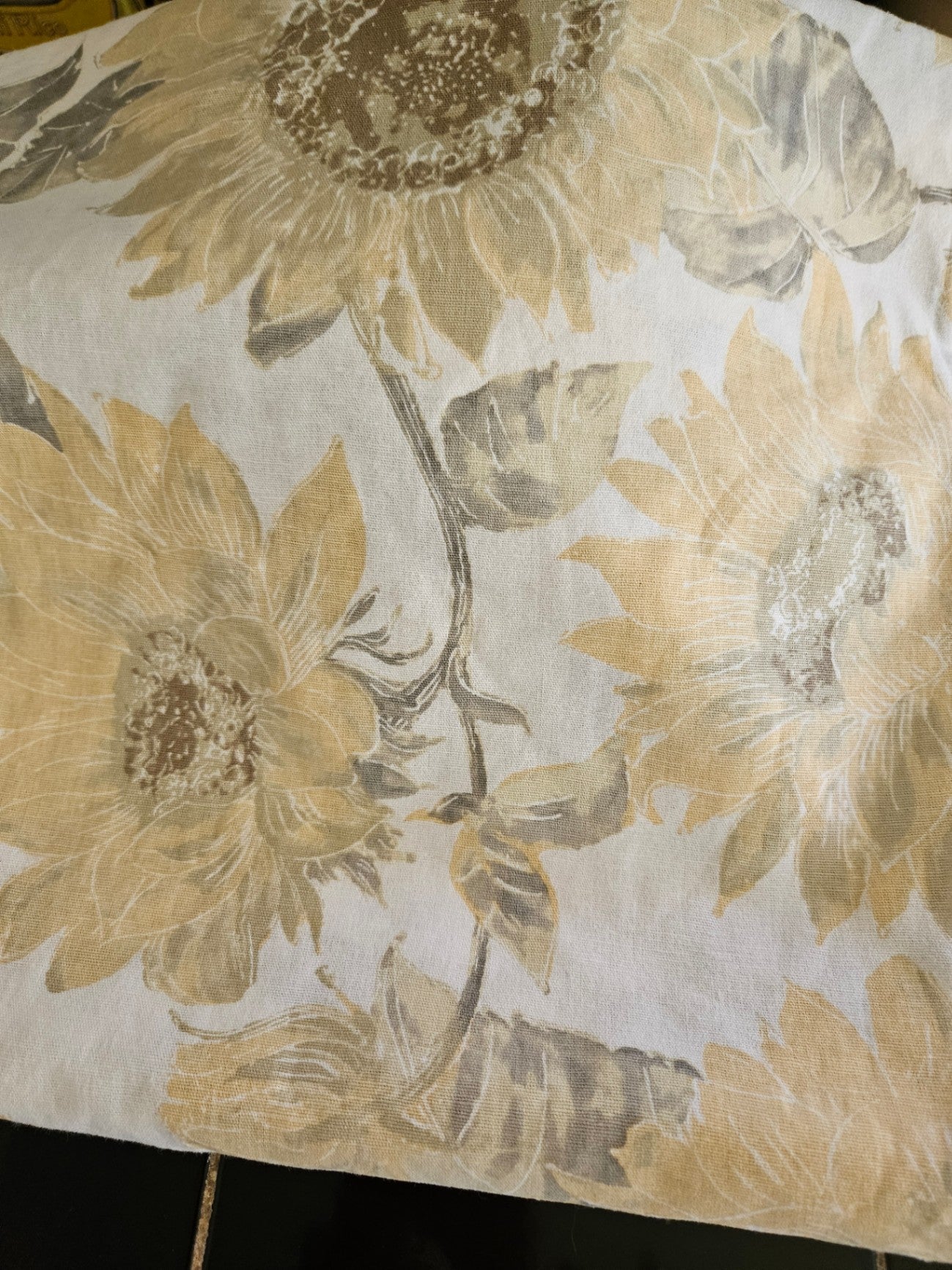Sunflower print tablecloth 50x50 approx