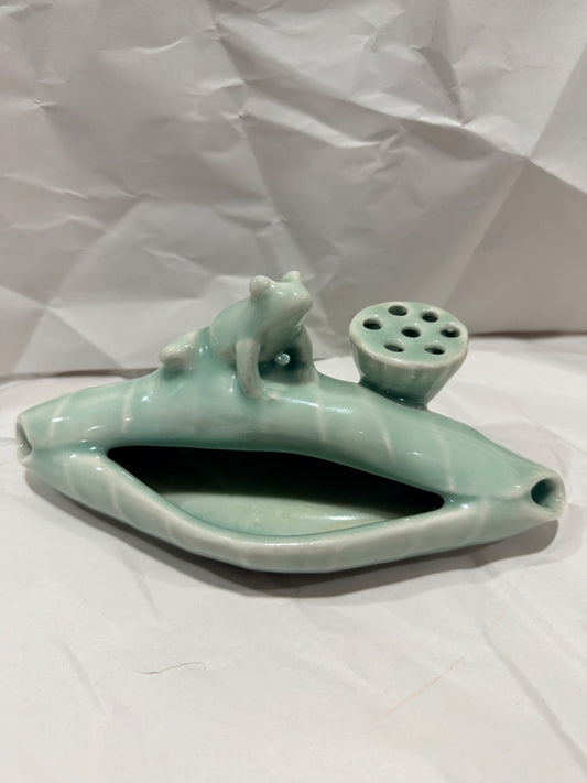 Vtg Jade Green Chinese Celadon Glazed Ceramic Water Dropper