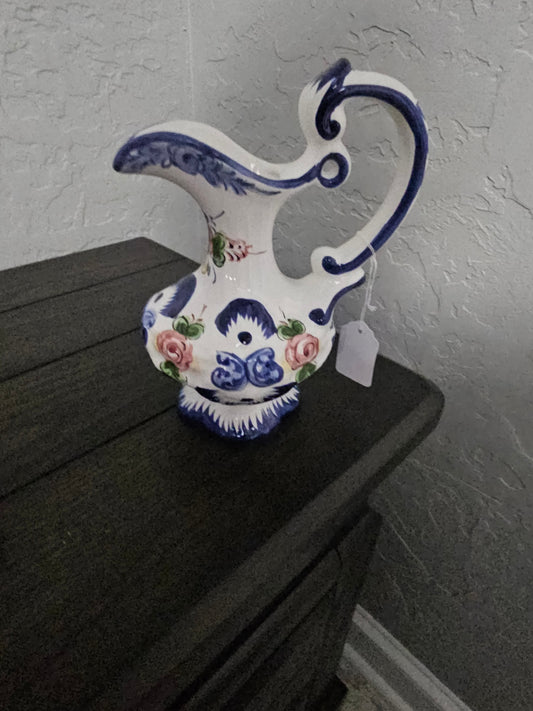 Vestal Handpainted Alcobach Portugal Vase