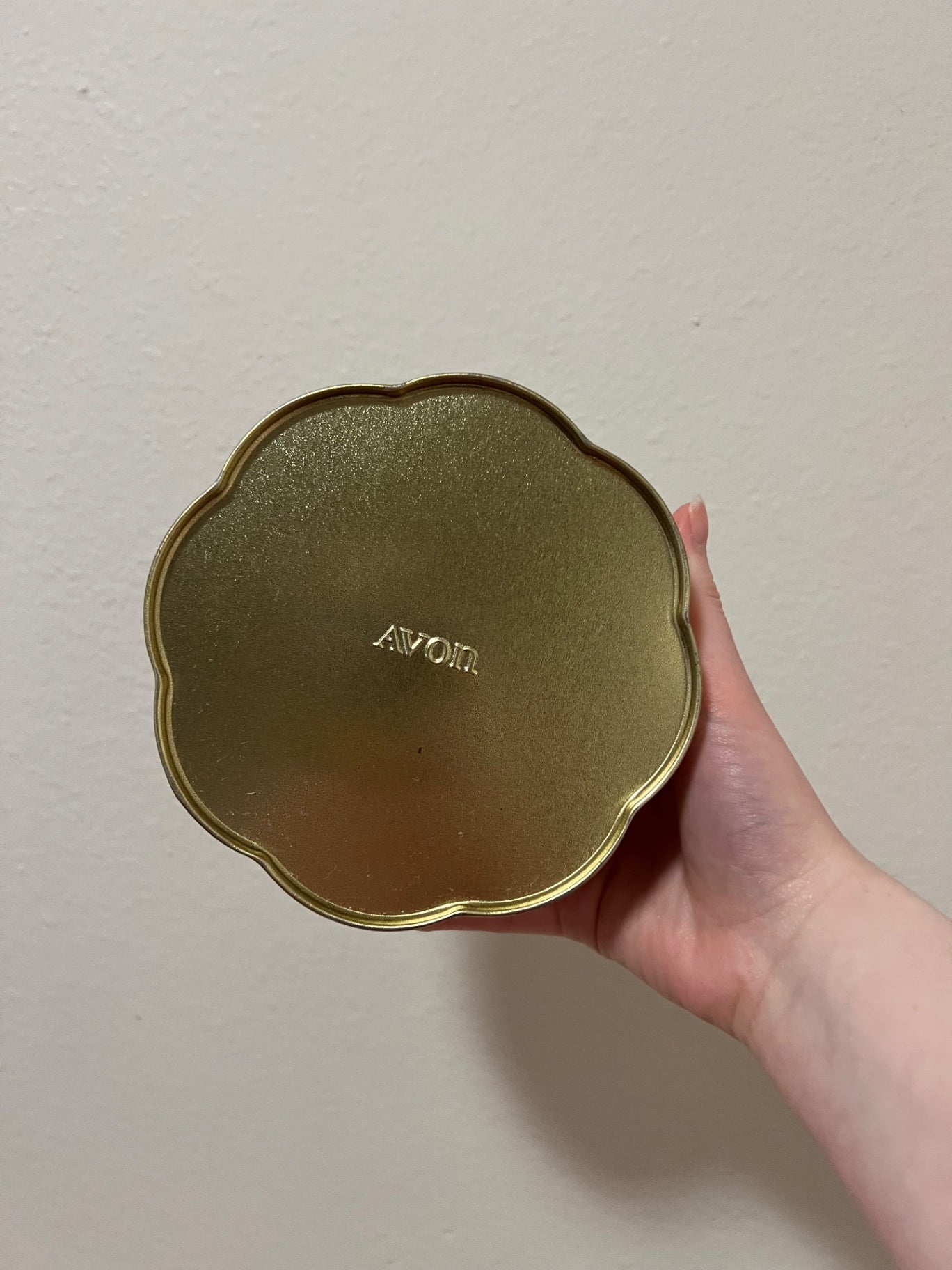 1980's Vintage Avon "Tender Blossoms" Floral Tin