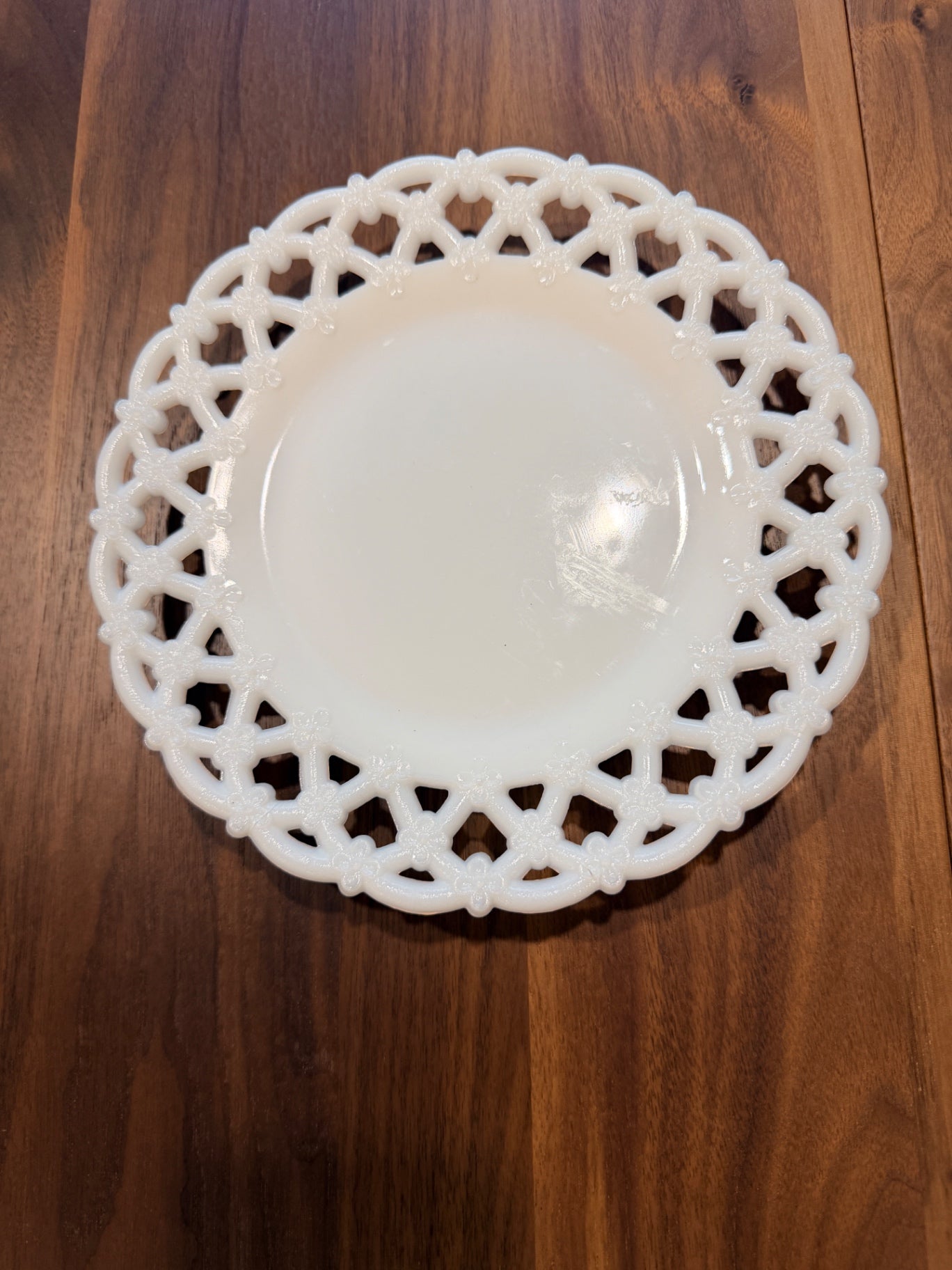 8.5" West Moorland White Milk Glass "Forget Me Not" Plate
