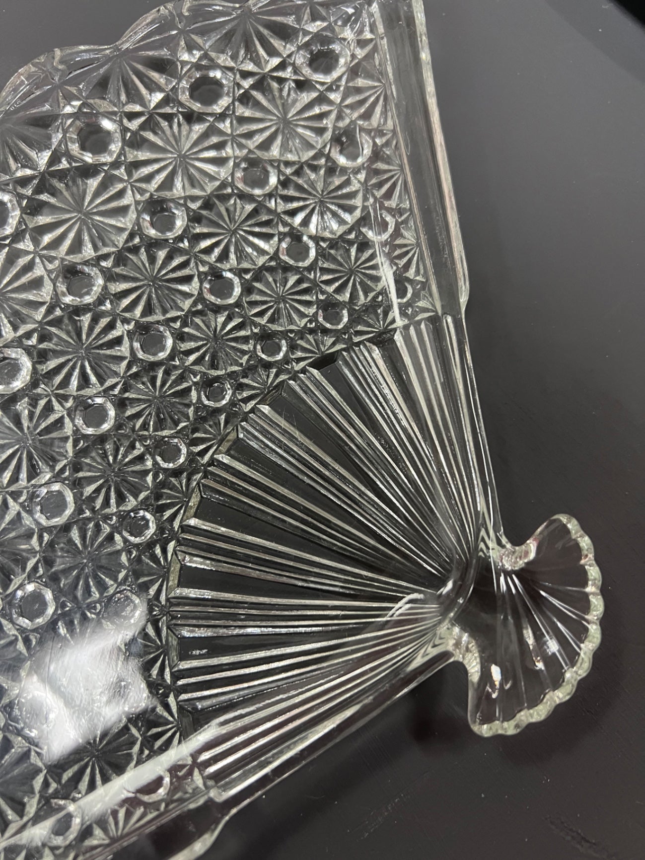 Vtg. Fenton Daisy and Button Glass Fan Dish