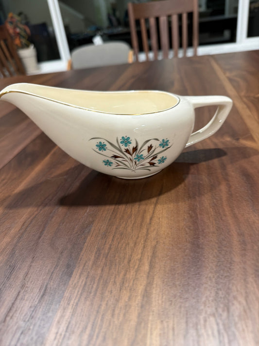 8oz SCIO Hampton Gravy Boat with Blue and Teal Cornflower and Gold Trim