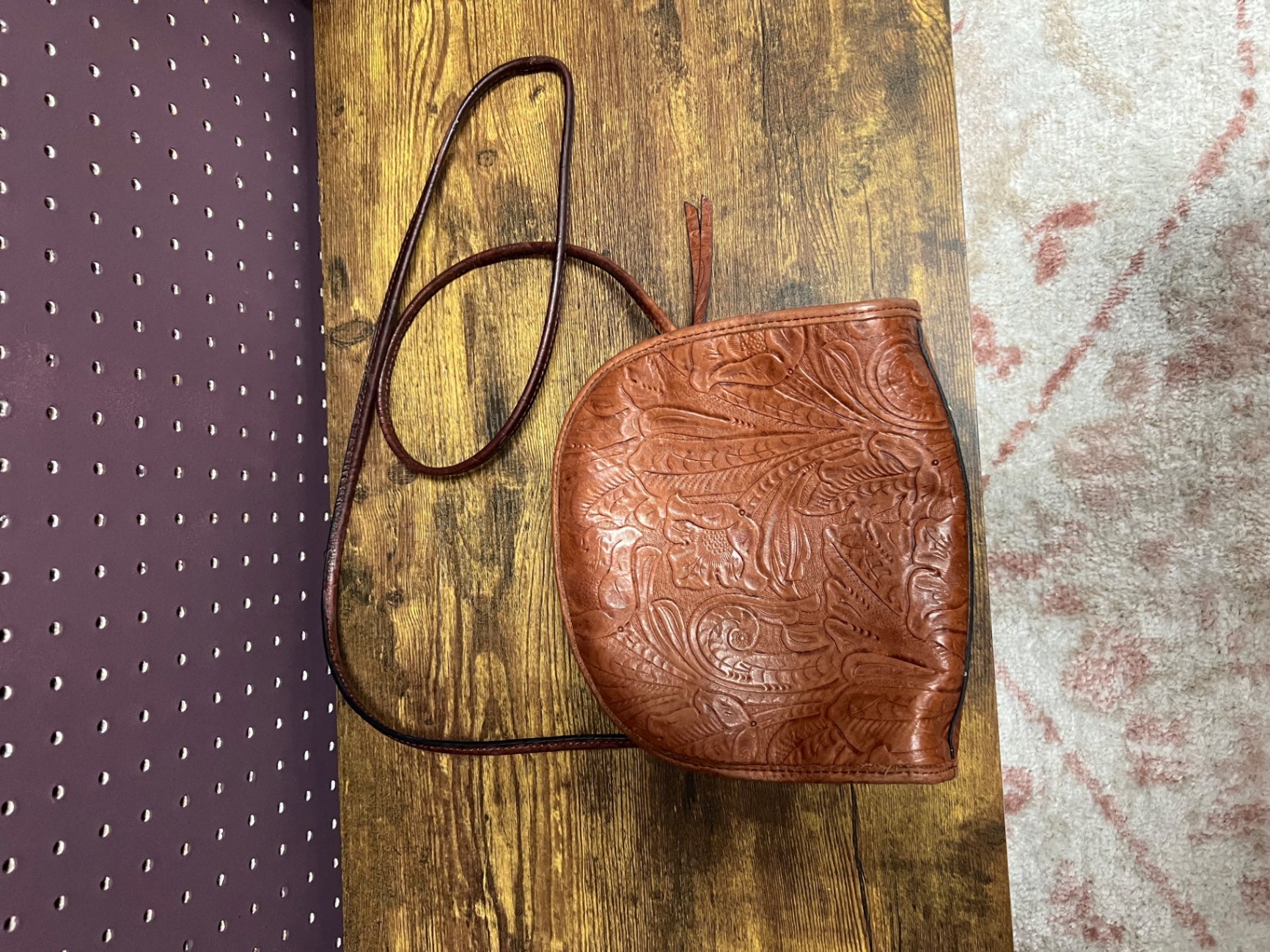 Vintage Margot Tooled Crossbody Clam Shell Purse