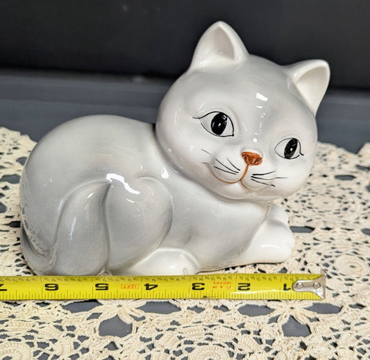 Vtr. Otagiri Japanese Cat Figurine