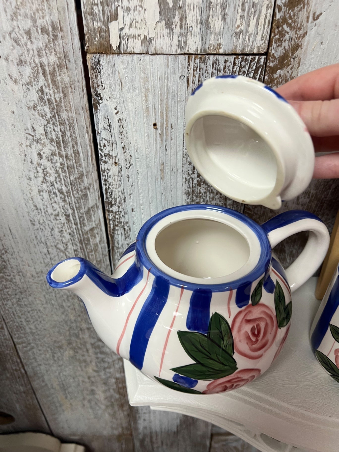 Vintage World Bazaars Rose & Striped Teapot
