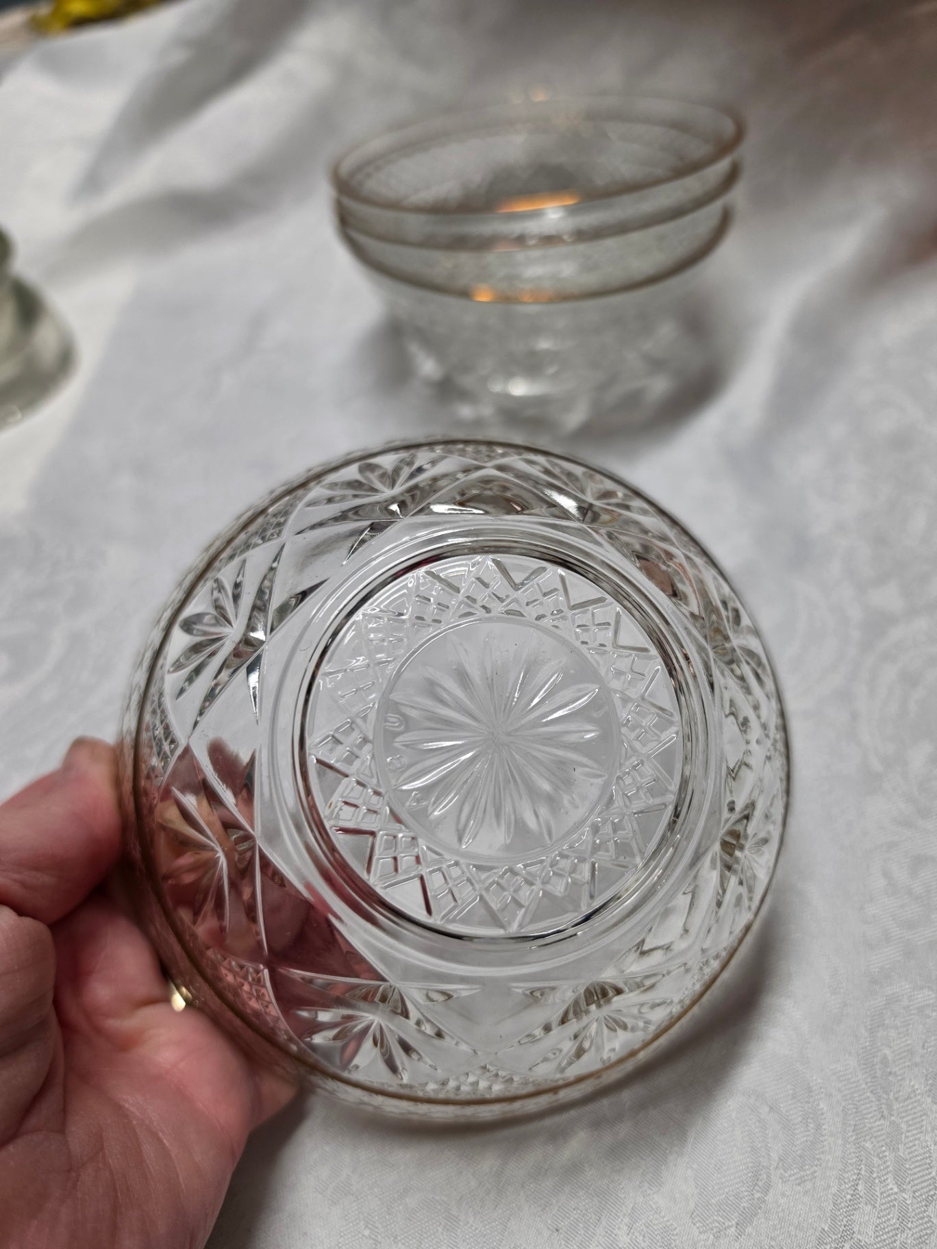 Luminarc Vtg Crystal D’arques Durand Clear Glass Gold Trimmed Bowl set of 4