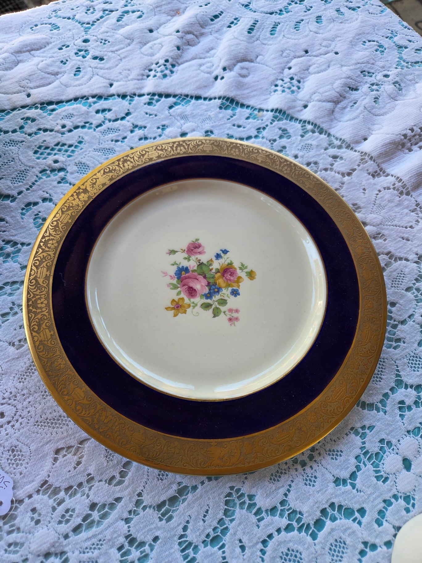 22 kt Atlas china coin gold plate
