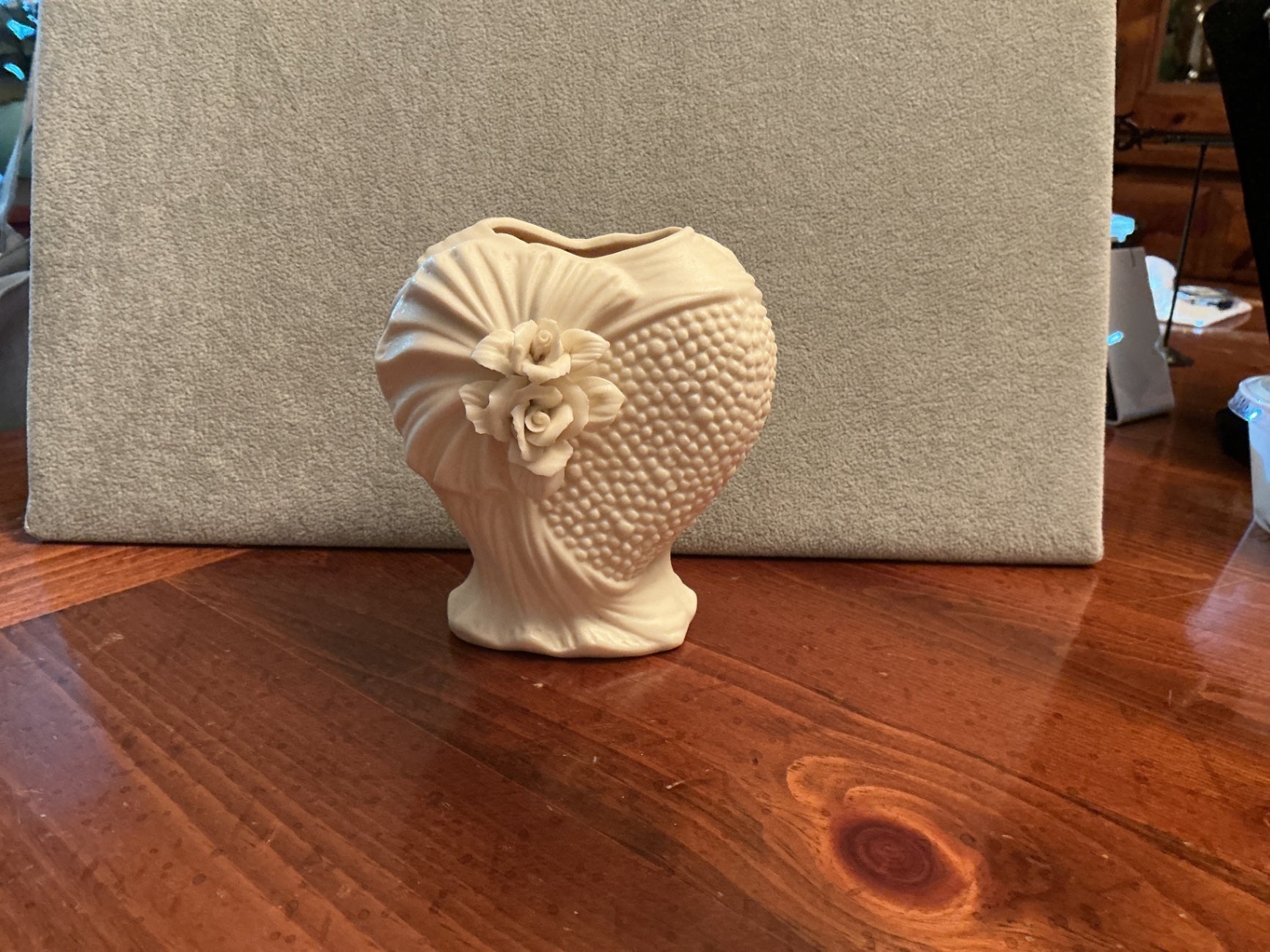 Ivory heart vase