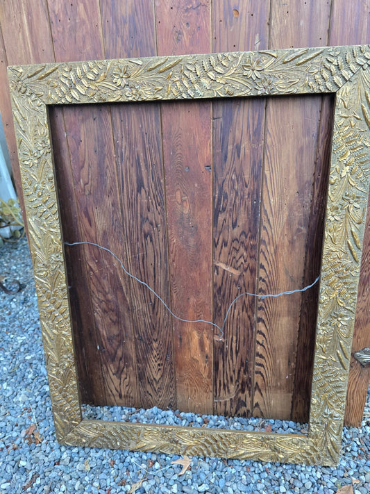 Ornate wooden frame 22x28od
