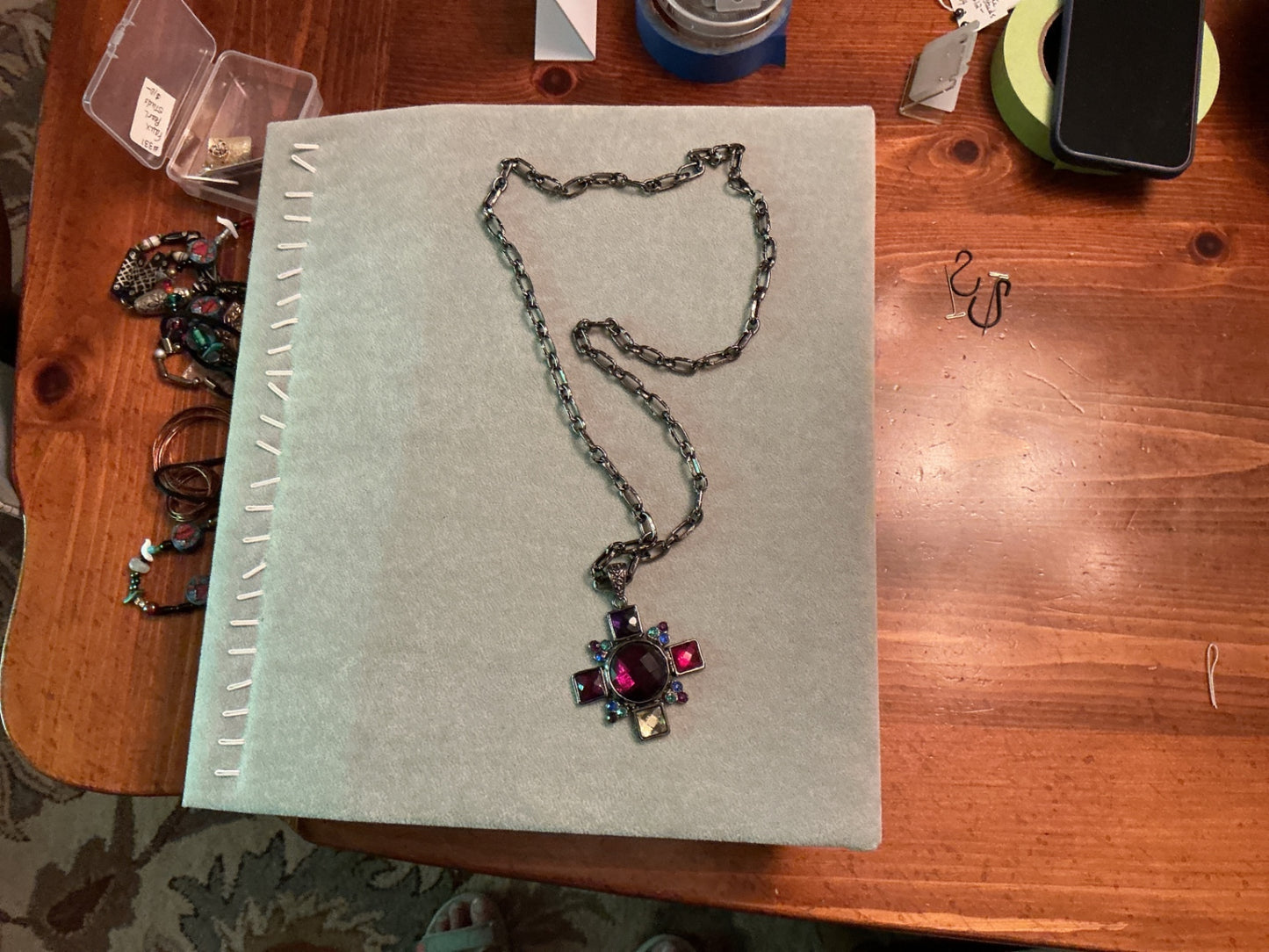 Multi-colored glass & rhinestone of glass stones