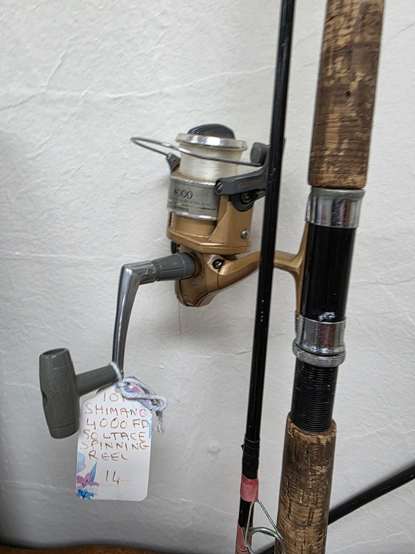 Shimano  Reel 8ft Rod Combo