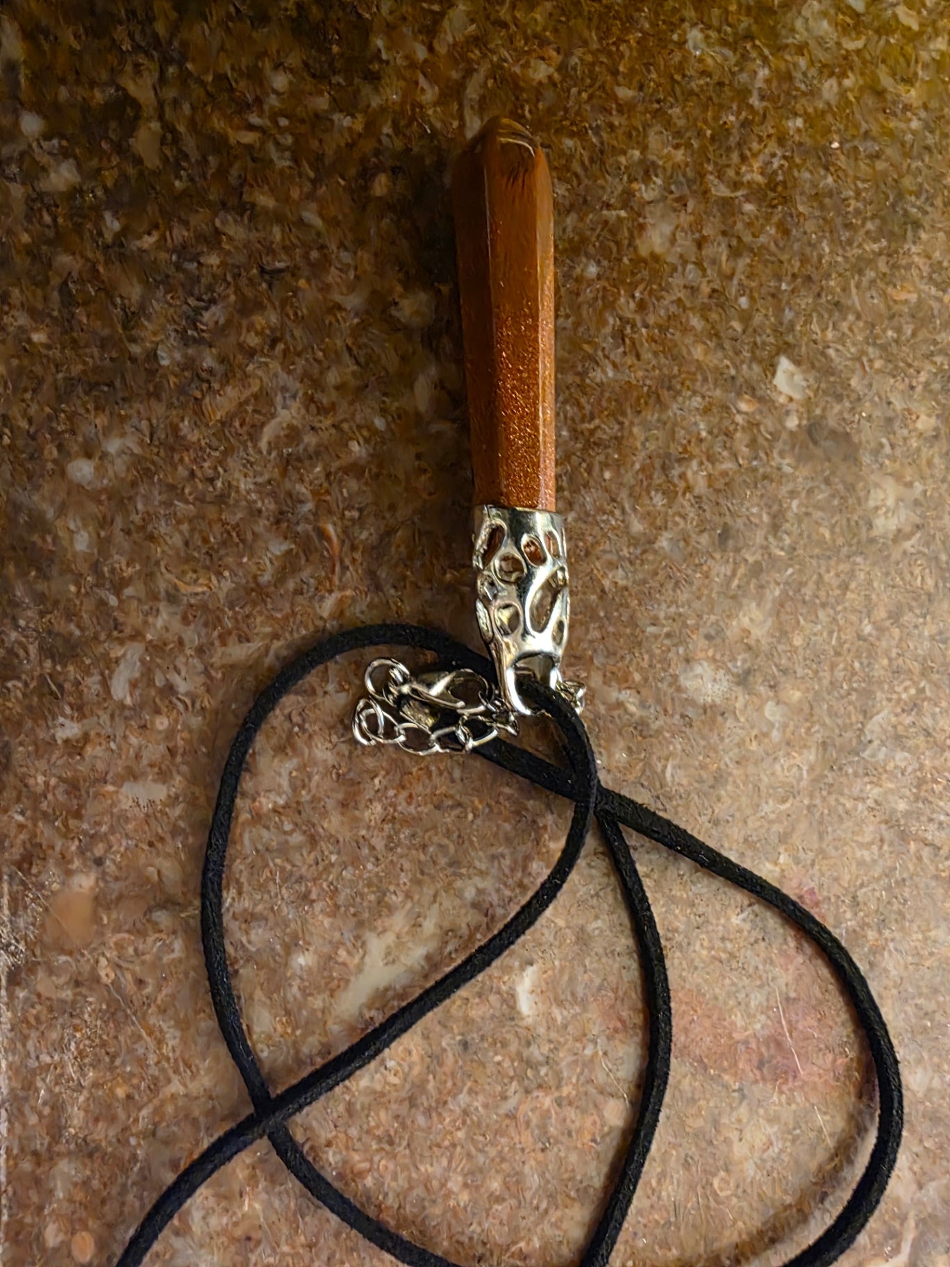 Healing pendant
