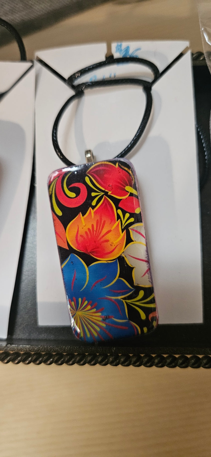  pendants, single-sided