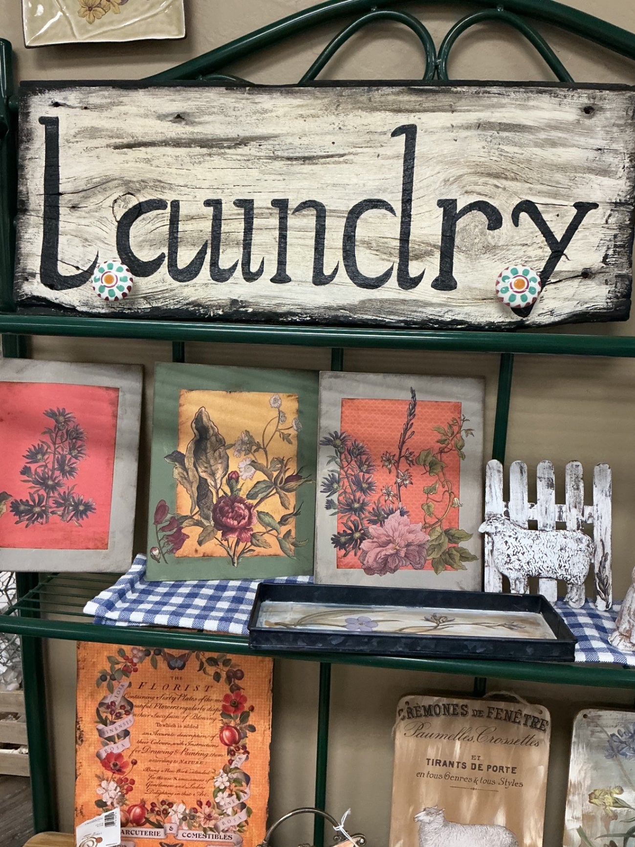 Laundry room sign