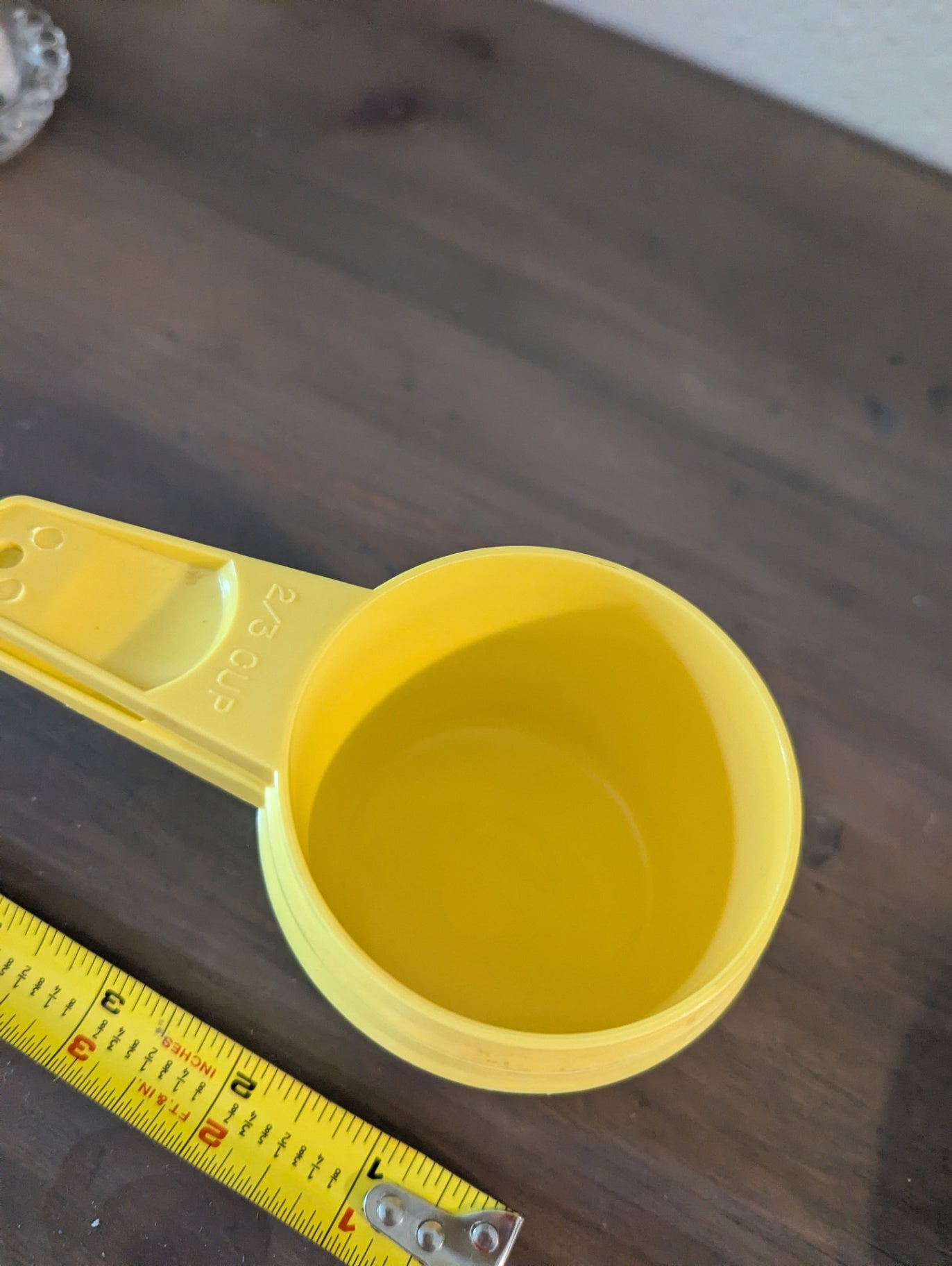 Vtg. Cute Yellow Tupperware Measuring Cups