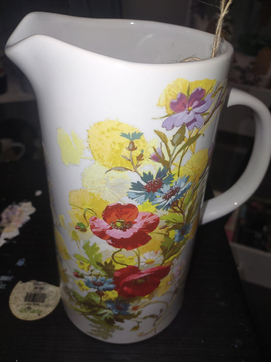 Pitcher  roseya
