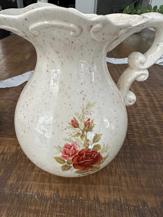 Cream pitcher with pink and red rose