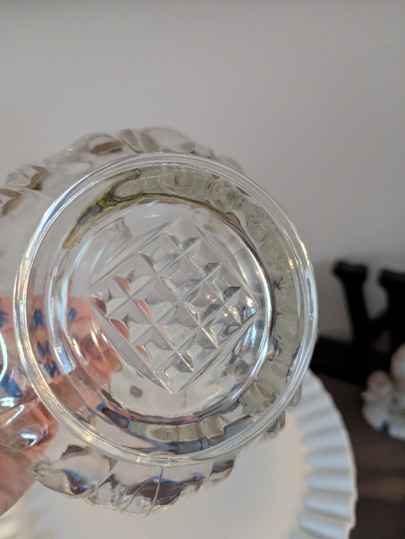 MCM diamond Point Glass Ice Bucket W/Vtg. Matches