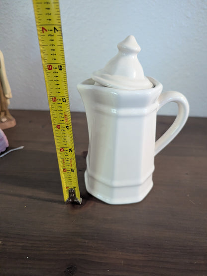 Vtg. Pfaltzgraff Heritage White Teapot