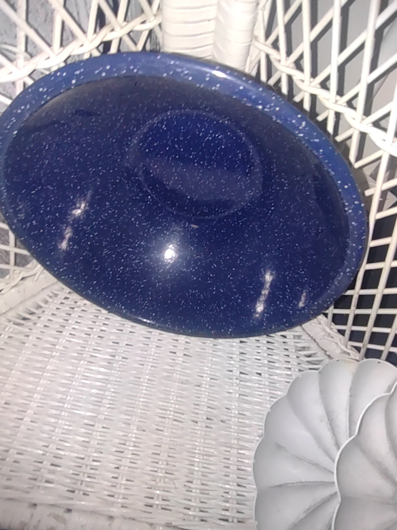 Bowl blue spots