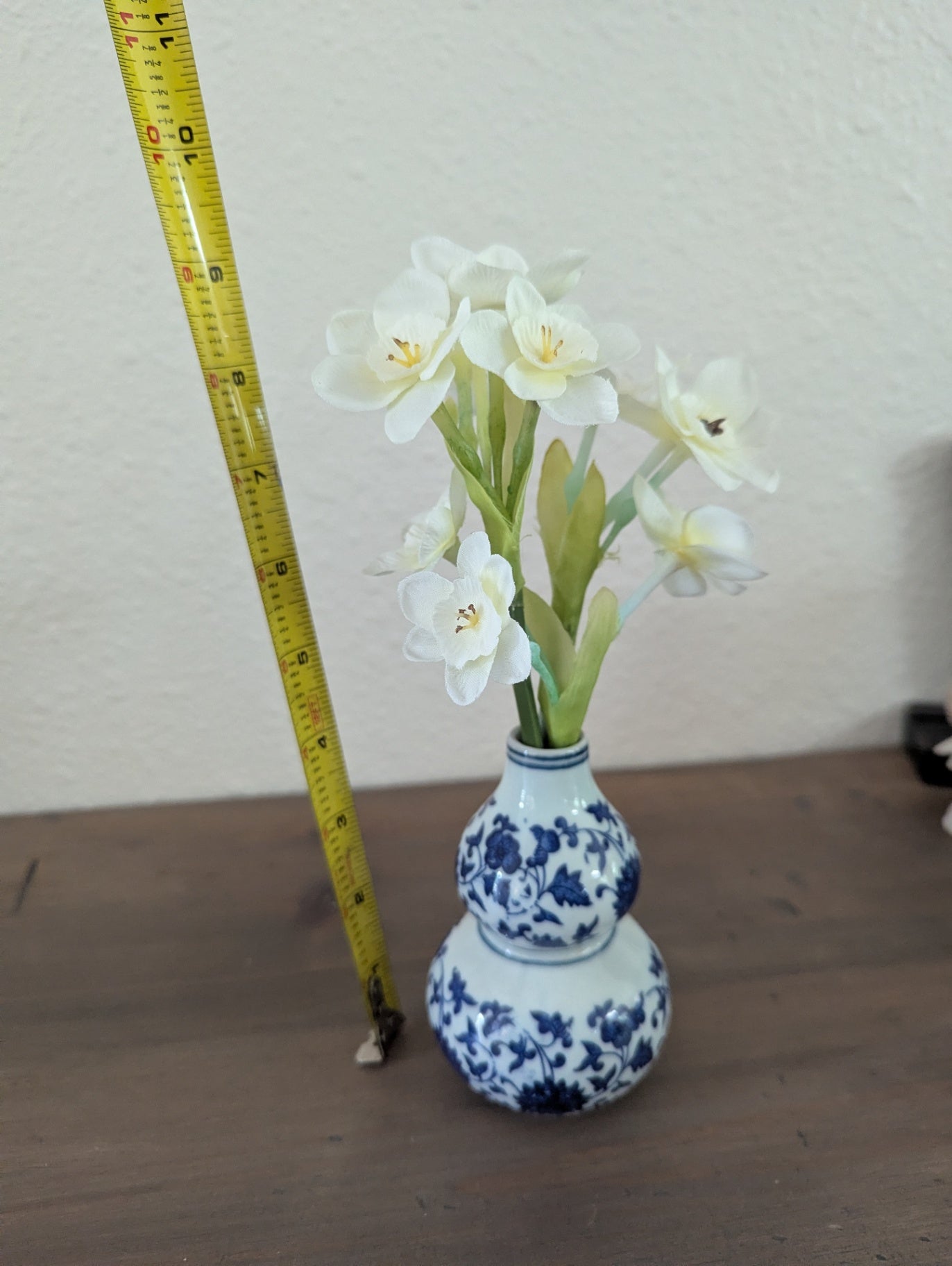 Vtg. Allstate Porcelain Petite Bud Vase